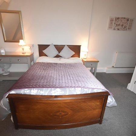 Gordon House Bed and Breakfast Wimborne Minster Eksteriør billede
